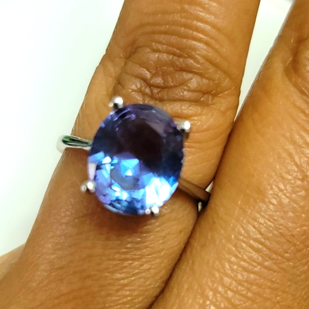 Naturally Color Changing Alexandrite Ring - Picture 9 of 10